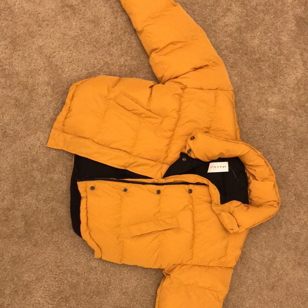 Kendall and Kylie Mustard Puffer Jacket XS/S